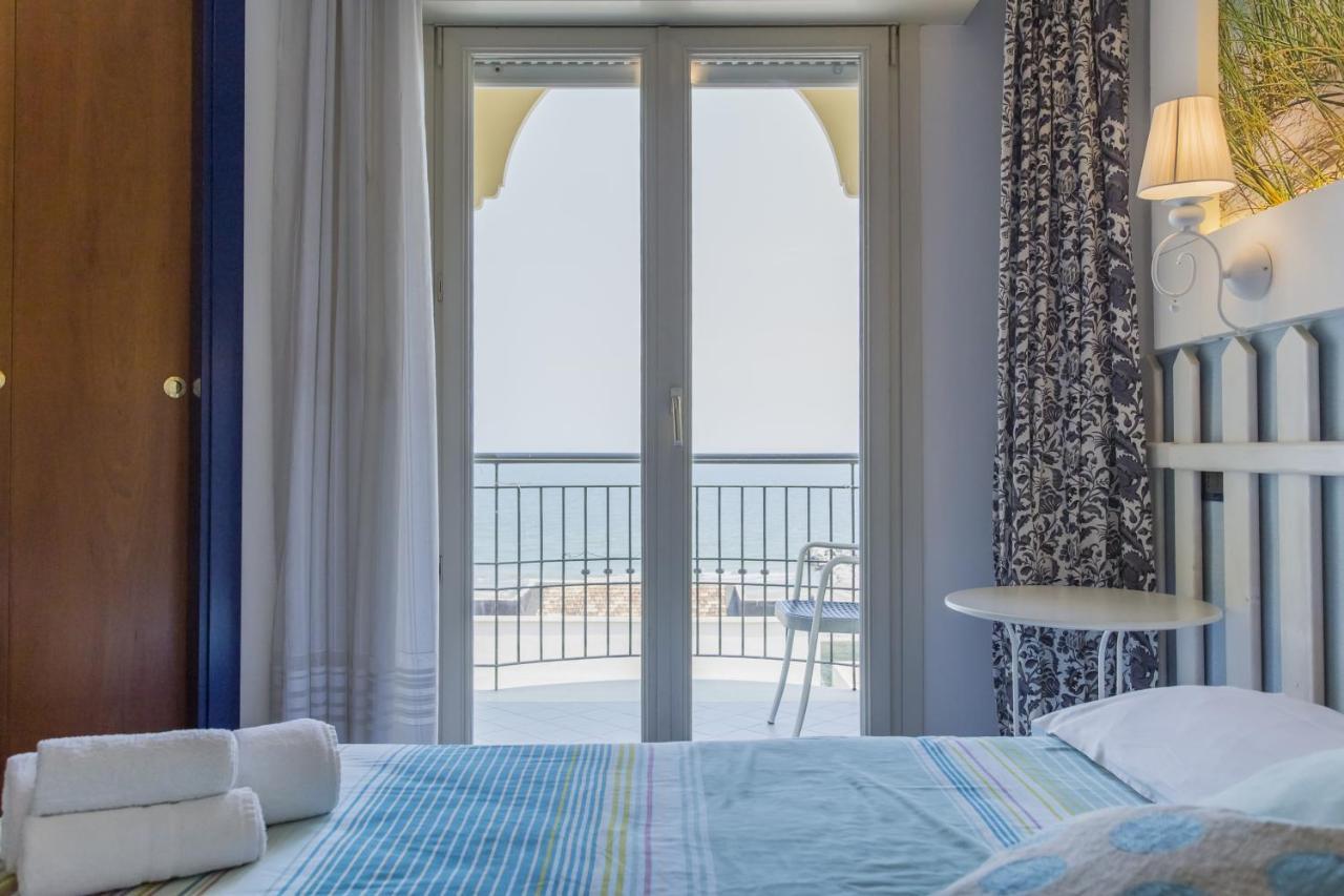 Hotel Alba Misano Adriatico Buitenkant foto