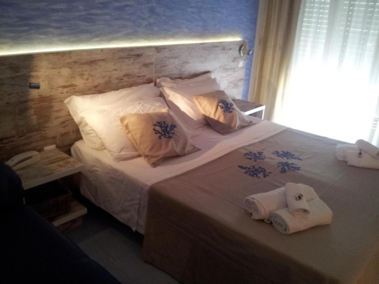 Hotel Alba Misano Adriatico Buitenkant foto